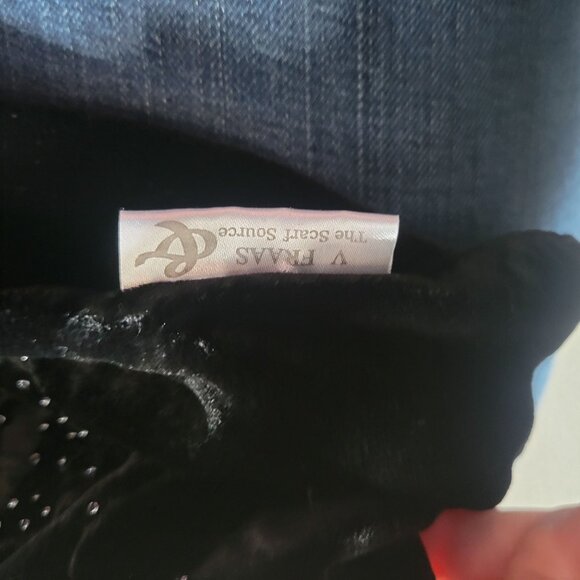 Vintage V. Fraas Black Velvet Beaded Shawl Wrap  The Scarf Source Silk - Picture 4 of 5